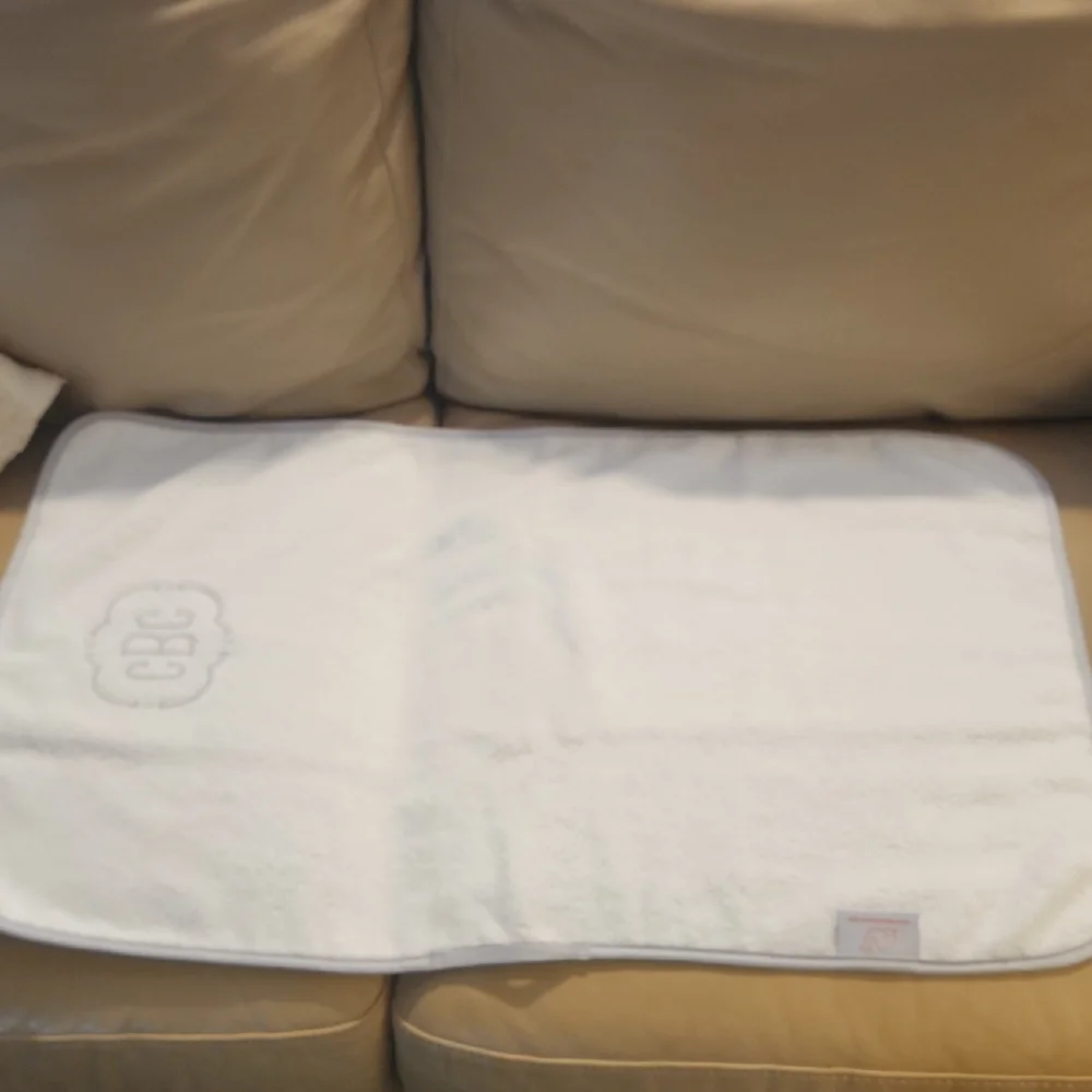 Monogrammed White Bath Towel with Decorative Crest